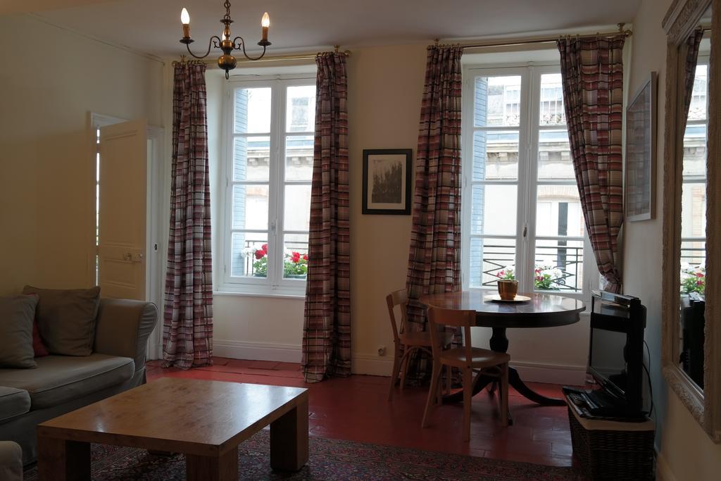 Penthouse Apartment Overlooking Place Carnot قرقشونه المظهر الخارجي الصورة